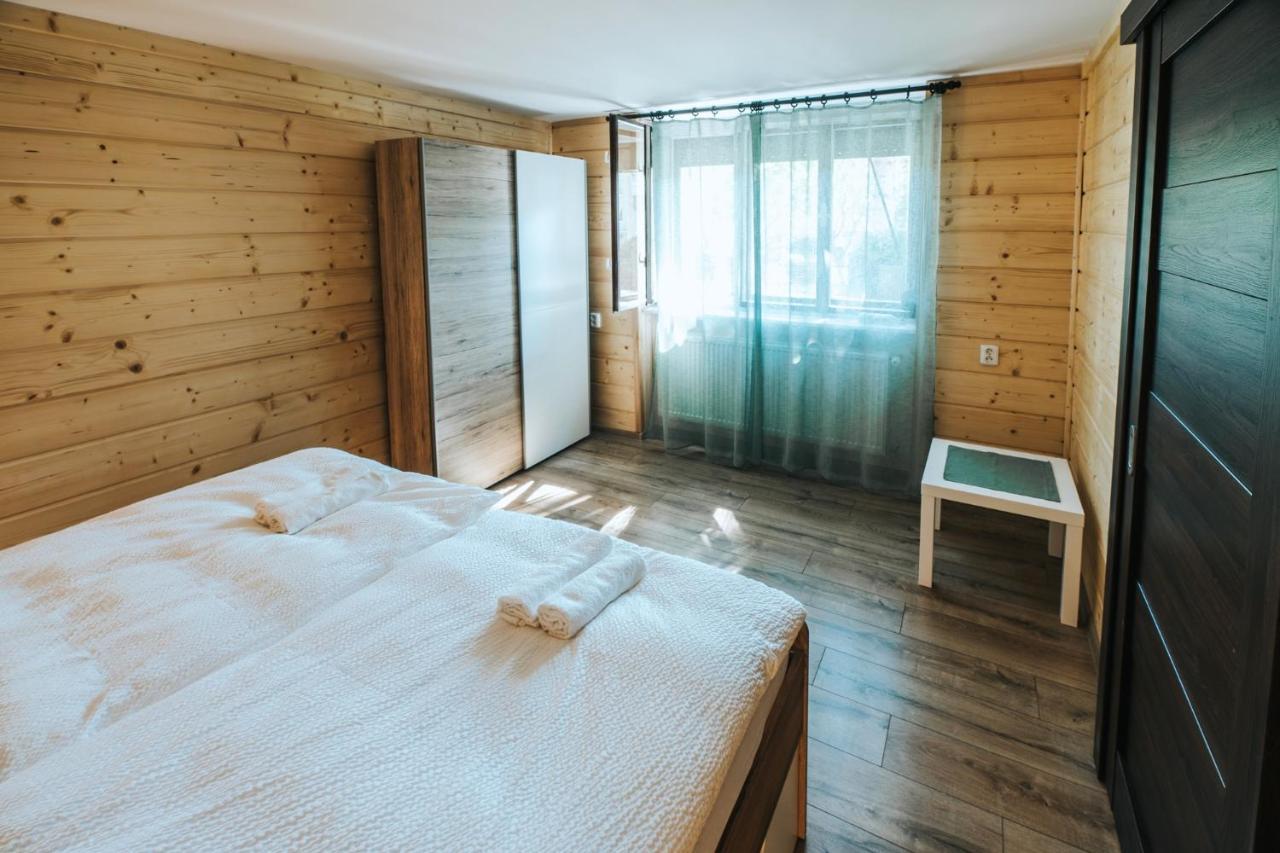 Apartman Florian 特伦钦温泉区 外观 照片