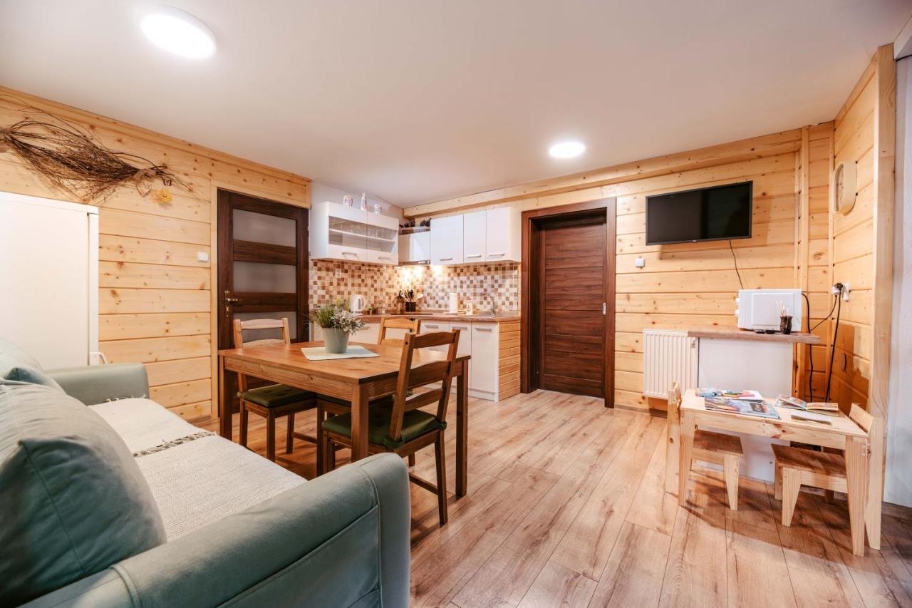 Apartman Florian 特伦钦温泉区 外观 照片