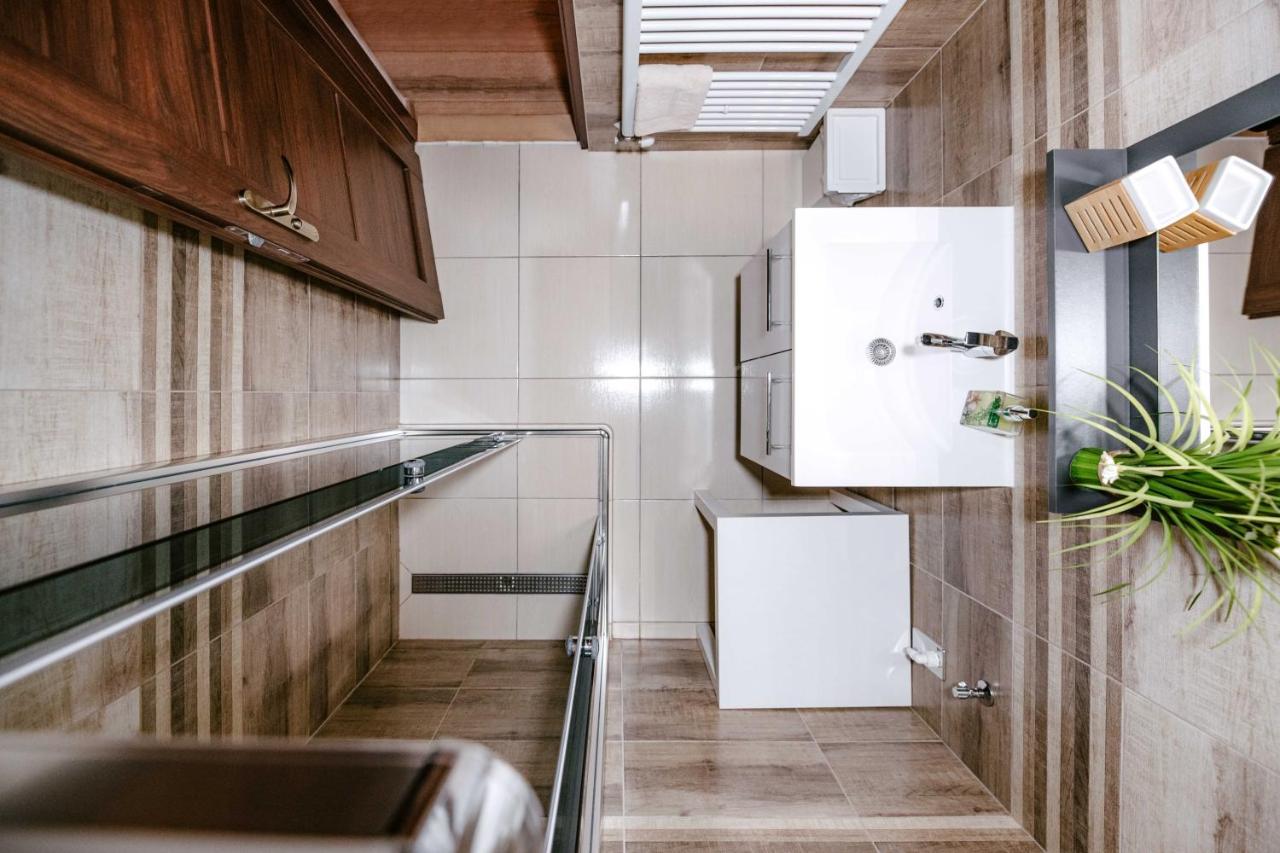 Apartman Florian 特伦钦温泉区 外观 照片
